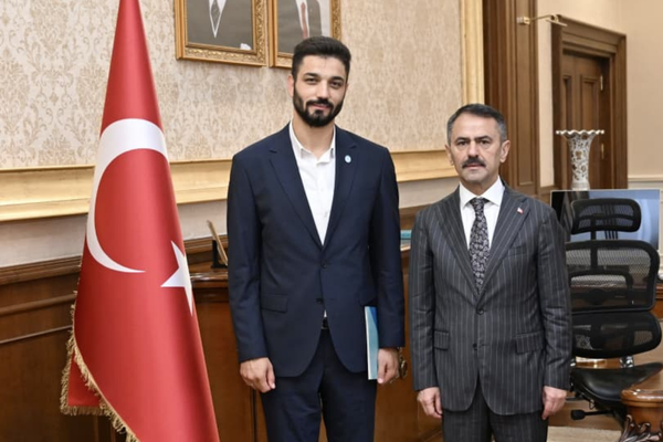 Çelik, Vali Aktaş’ı ziyaret etti<