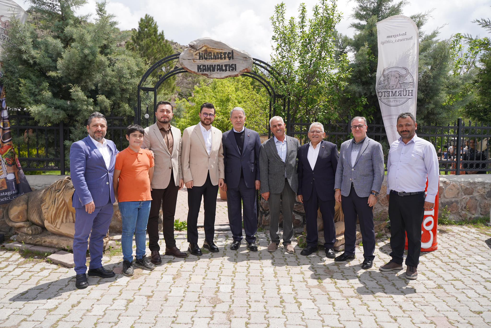 Başkan Büyükkılıç'tan Hürmetçi Mahallesi’ne ziyaret