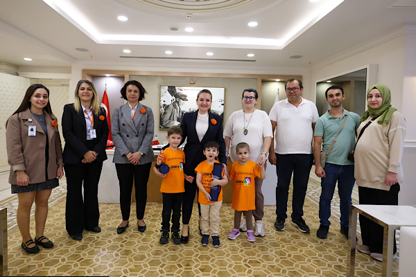 Başkan Vekili Özdemir, LÖSEV’li çocuklarla buluştu<