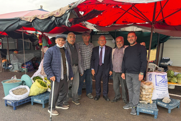 Başkan Büyükkılıç, Kayseri’nin yöresel ürünler satış merkezini ziyaret etti<