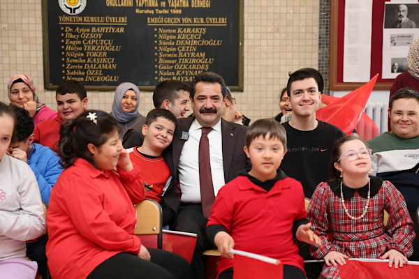 Pamukkale’de otizm farkındalığı etkinliği düzenlendi<