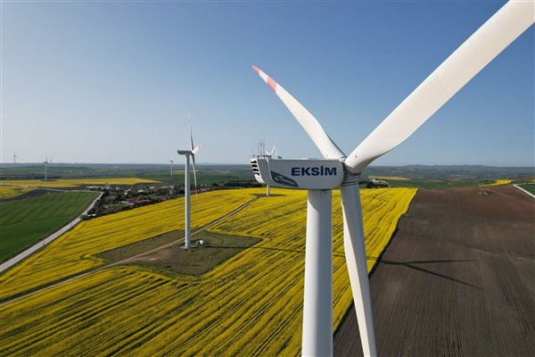 1 milyon 230 bin hanenin elektrik ihtiyacı yenilenebilir enerjiden karşılanacak<