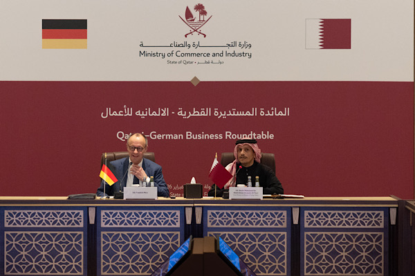 Al-Thani ve Almanya Başbakanı Merz Doha'da bir araya geldi<