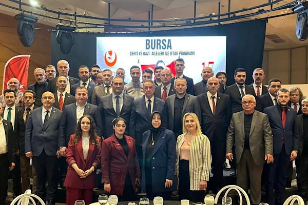 BBP Bursa İl Başkanlığı’ndan şehit aileleri ve gazilere Ramazan iftarı<