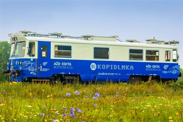 Avrupa'nın ilk sürücüsüz treni Çekya'da görücüye çıktı<