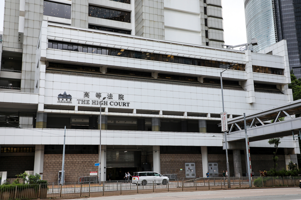 Bölücü elebaşı Jimmy Lai 20 yıl hapis cezasına çarptırıldı