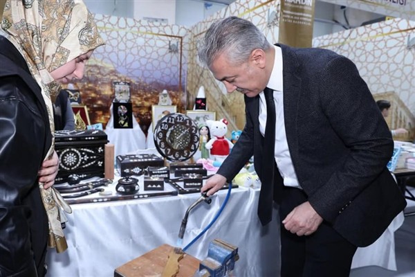 Vali Akkoyun’dan Mardin Ramazan Sokağı’na ziyaret<