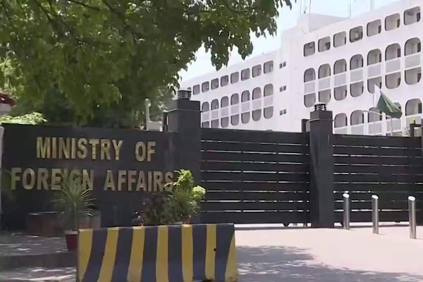 Pakistan: Tek Çin ilkesine bağlı kalıyoruz<