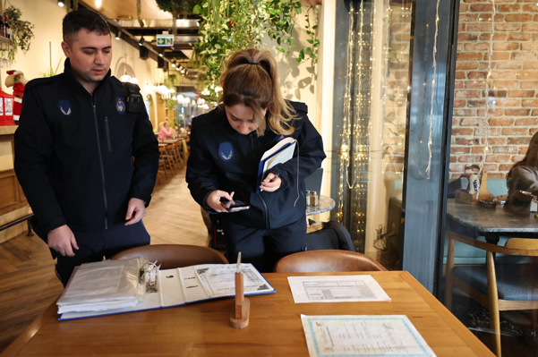 Bayrampaşa Belediyesi’nden yılbaşı öncesi gıda denetimi<