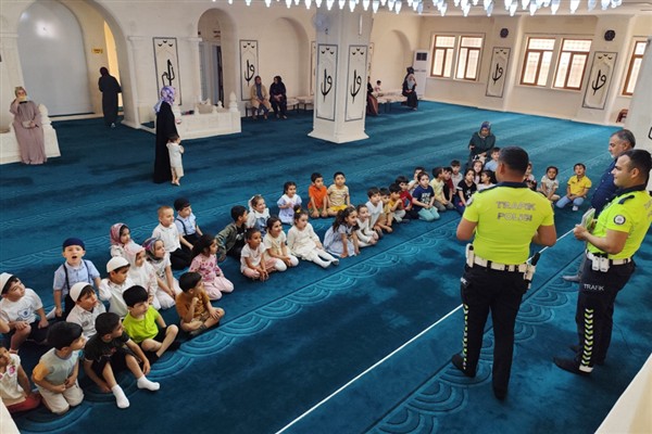 Şanlıurfa’da çocuklara trafik kuralları anlatıldı <