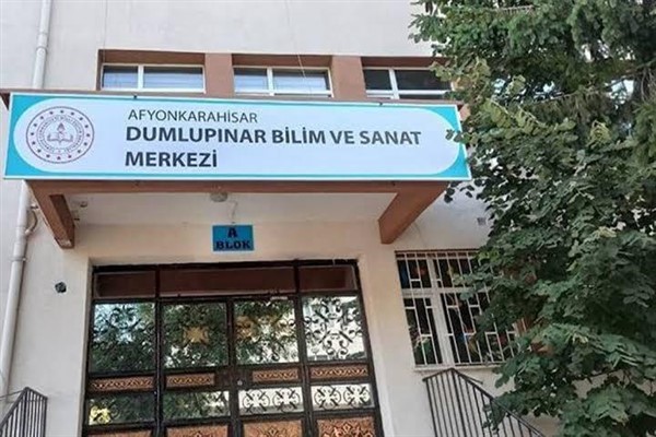 Dumlupınar BİLSEM, 680 okul arasından Türkiye birincisi oldu<