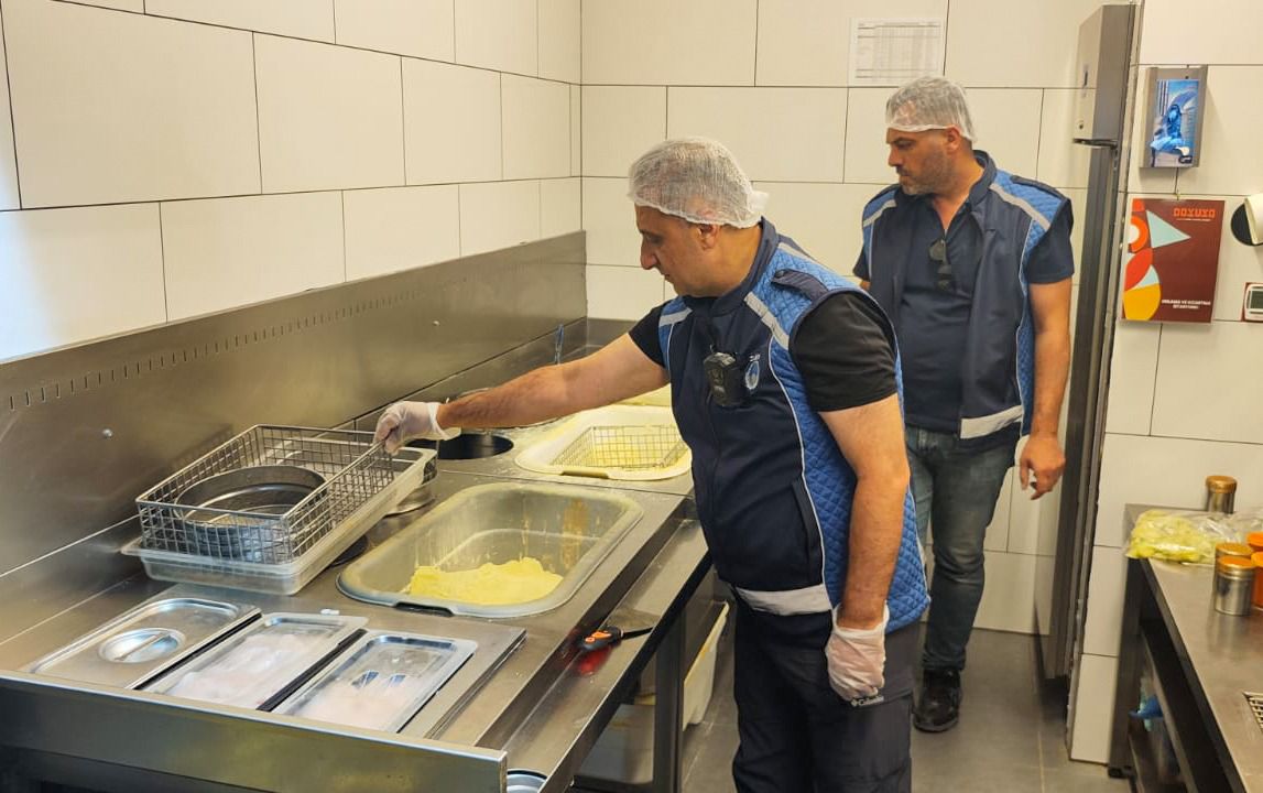Van Büyükşehir Belediyesi'nden işletmelere sıkı denetim<