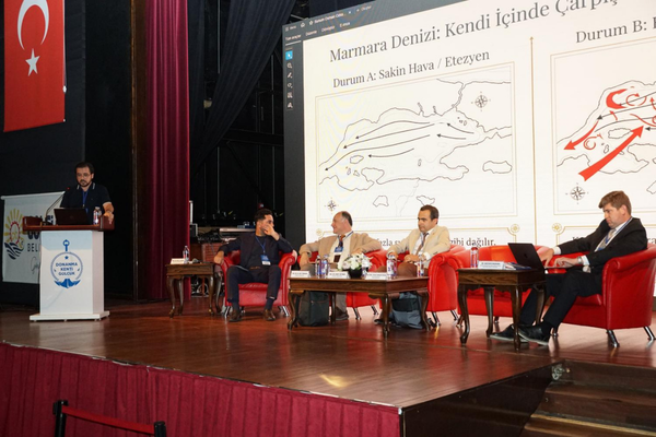 Gölcük'te “100. Yılında Gölcük Tersanesi ve Donanma Sempozyumu”düzenlendi<