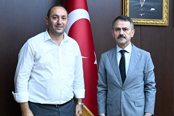 Gebze Cumhuriyet Mahalle Muhtarı Kıldacı, Vali Aktaş’ı ziyaret etti<