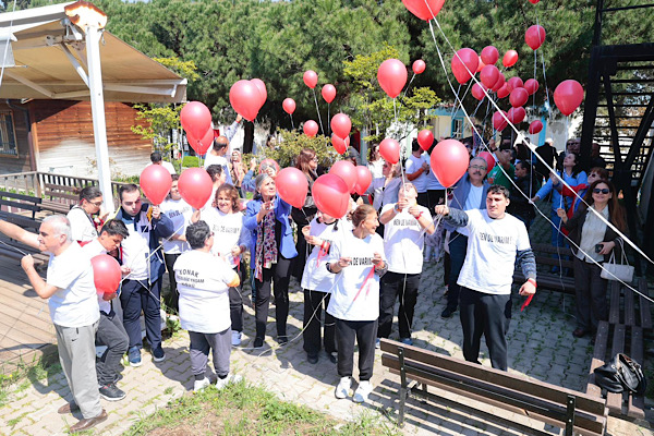 Konak’ta Otizm Farkındalık Günü etkinlikleri düzenlendi<