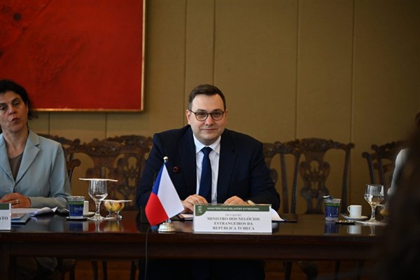 Lipavsky: Rus diplomatların Schengen bölgesindeki hareketlerine kısıtlama geldi<
