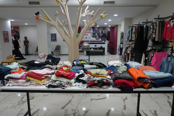 Maltepe Belediyesi’nin Açık Dolap projesinden 329 kişi yararlandı<