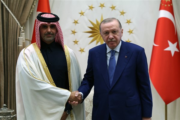 Cumhurbaşkanı Erdoğan’a iki büyükelçiden güven mektubu<