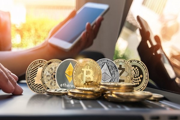 2024'ün ilk çeyreğinde en çok memecoin'ler kazandırdı