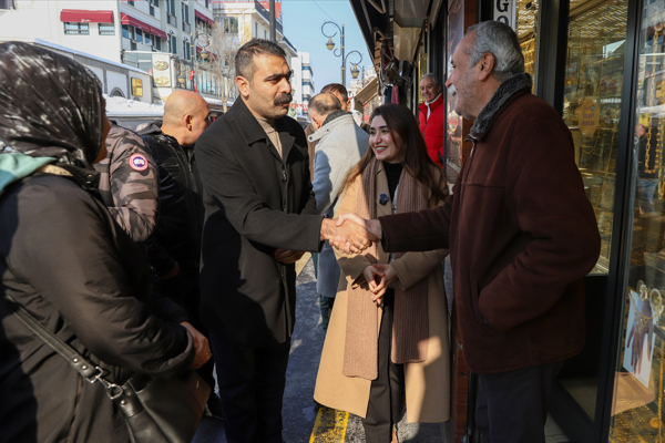 Eşbaşkanlar Bucak ve Hatun'dan esnaf ziyaeti