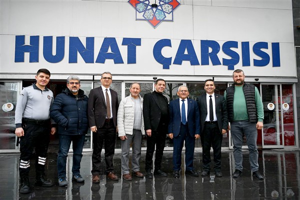 Başkan Büyükkılıç, Hunat Çarşısı'nı ziyaret etti