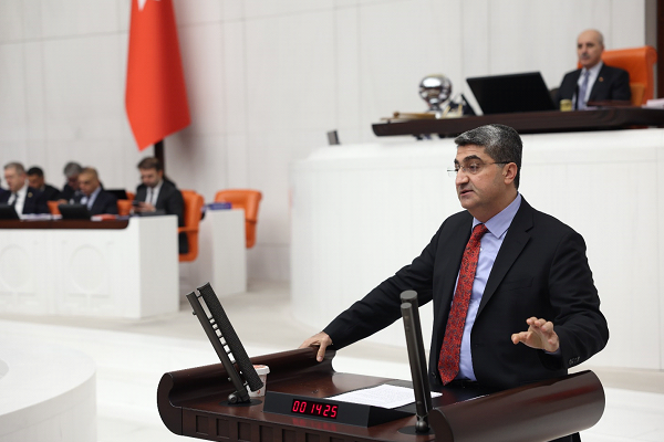 DEVA Partili Ekmen: Araçlar, tarım arazileri, evler hasar aldı