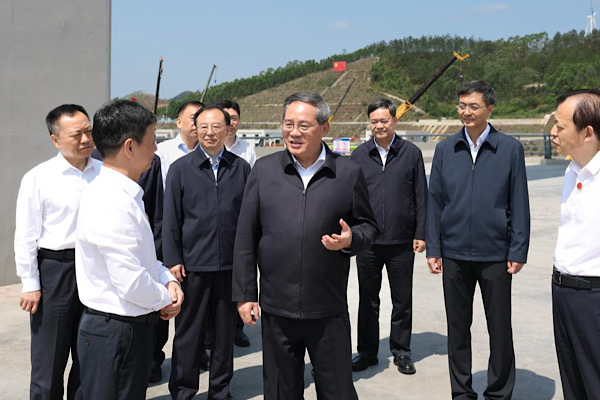 Li Qiang’dan su şebekesi inşasını hızlandırma vurgusu<