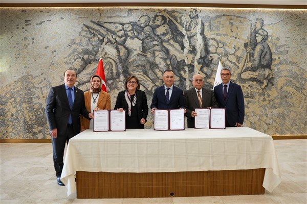 Gaziantep’te İleri Yaş Bakım ve Rehabilitasyon Merkezi için imzalar atıldı