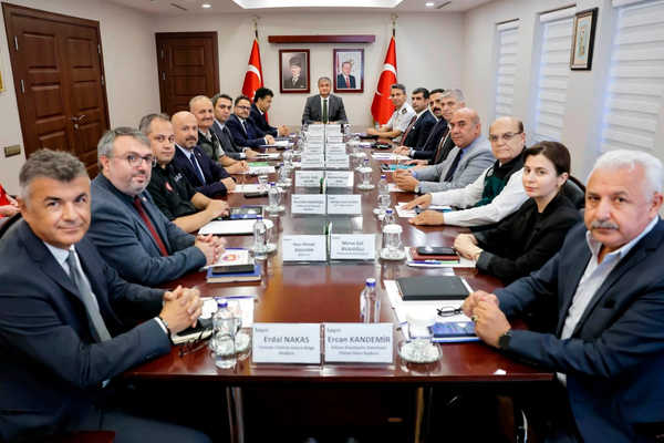 Adana'da orman yangınlarıyla mücadele masaya yatırıldı