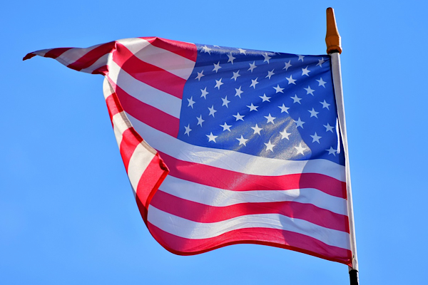 CENTCOM: B-2 hayalet bombardıman uçakları İran’ın füze tesislerini vurdu<