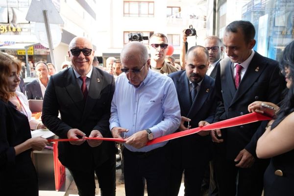 Özdağ, Etimesgut İlçe Başkanlığını açtı