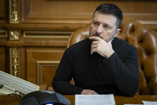 Ukrayna Devlet Başkanı Zelenski, Ekvador Devlet Başkanı Azin ile telefonda görüştü<