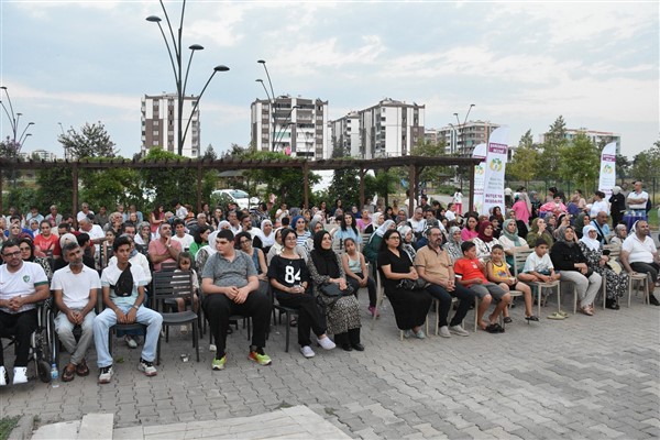 Bağlar Belediyesi'nden halk buluşması<