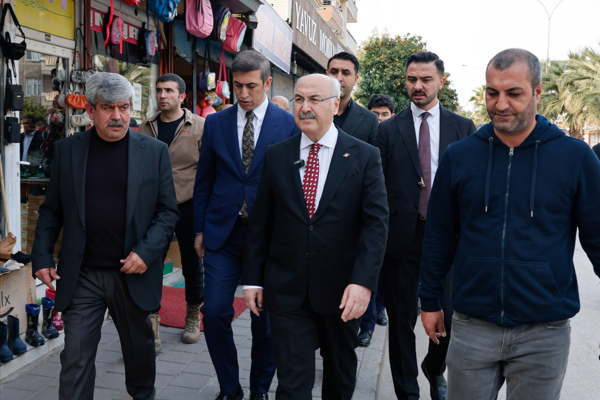 Vali Köşger, vatandaşlarla bir araya geldi