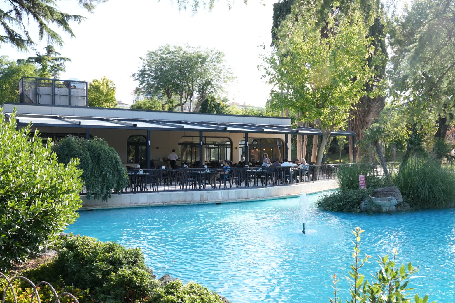 Özgürlük Parkı Khalkedon restoranı hizmete açıldı<