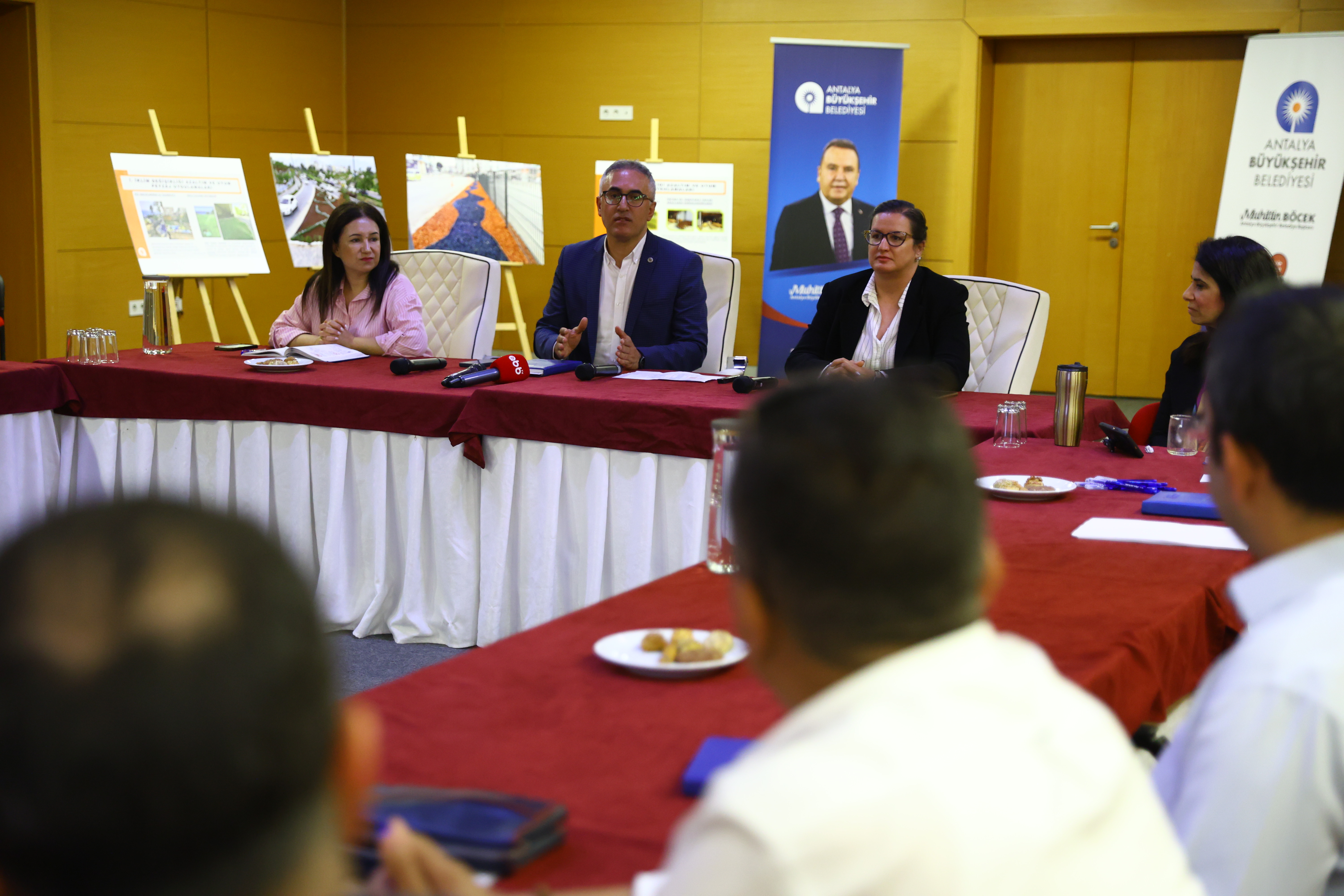 Antalya'da atık ilaçların toplanması ve bertaraf edilmesi  projesi hayata geçiriliyor <