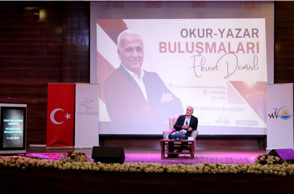 Van'da “Okur–Yazar Buluşmaları” düzenlendi<