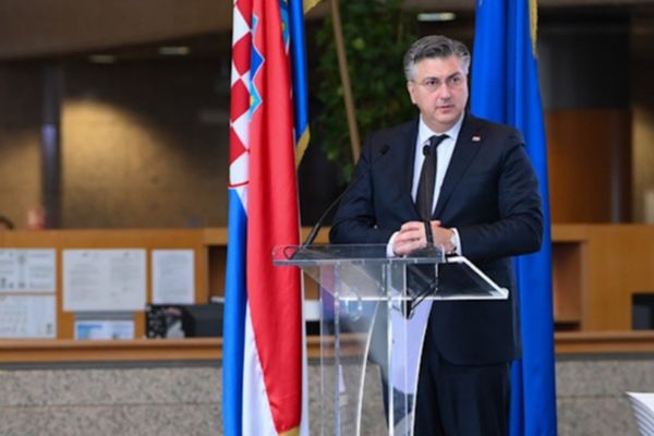 Plenkovic: Hırvatistan, Moldova’nın AB üyelik sürecini desteklemeyi sürdürecek<