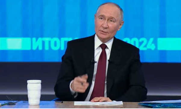 Putin, Ukrayna liderliğindeki Nazi unsurlarının ortadan kaldırılması çağrısında bulundu<