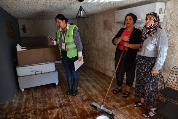 Antalya Büyükşehir Belediyesi, Demre’de selin yaralarını sarıyor