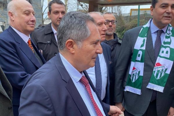 Bursa'da “Temsilci” tartışması<