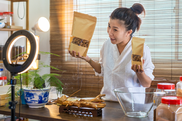 Çin, 13 yıldır dünyanın en büyük çevrim içi perakende pazarı oldu<