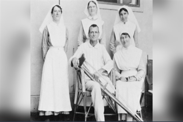 Binilemez denen atı ''savaş kahramanı'' yaptı<