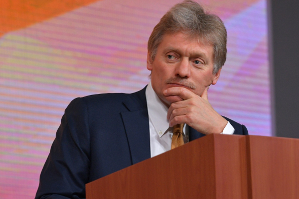 Kremlin: Rusya ile diyaloğa karşı çıkanlar siyasi cahil ve dar görüşlü <