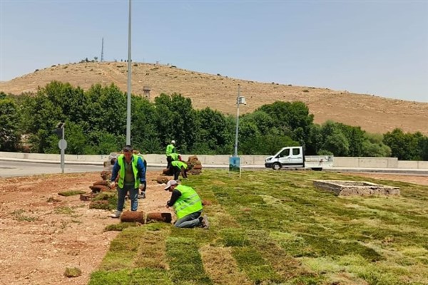 Mardin Büyükşehir Belediyesi’nden Savur’da peyzaj çalışması 