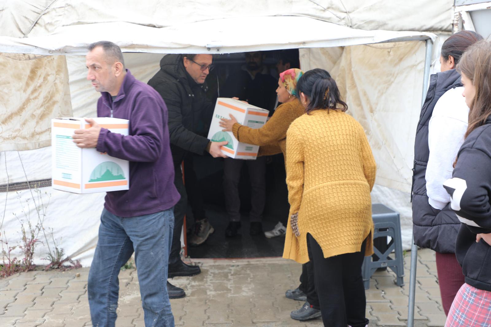 Mudanya Belediyesi'nden Hatay'a yardım tırı