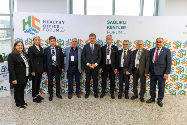 İzmir'de Sağlıklı Kentler Forumu’nda ortak dil oluşturuluyor<