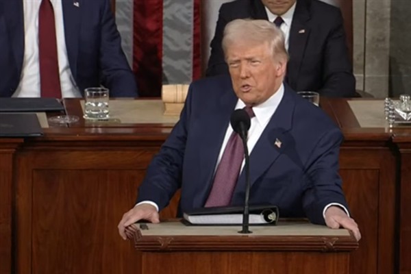 Trump, sosyal programlarda kesintiler önerirken, savunma harcamalarını arttırıyor<