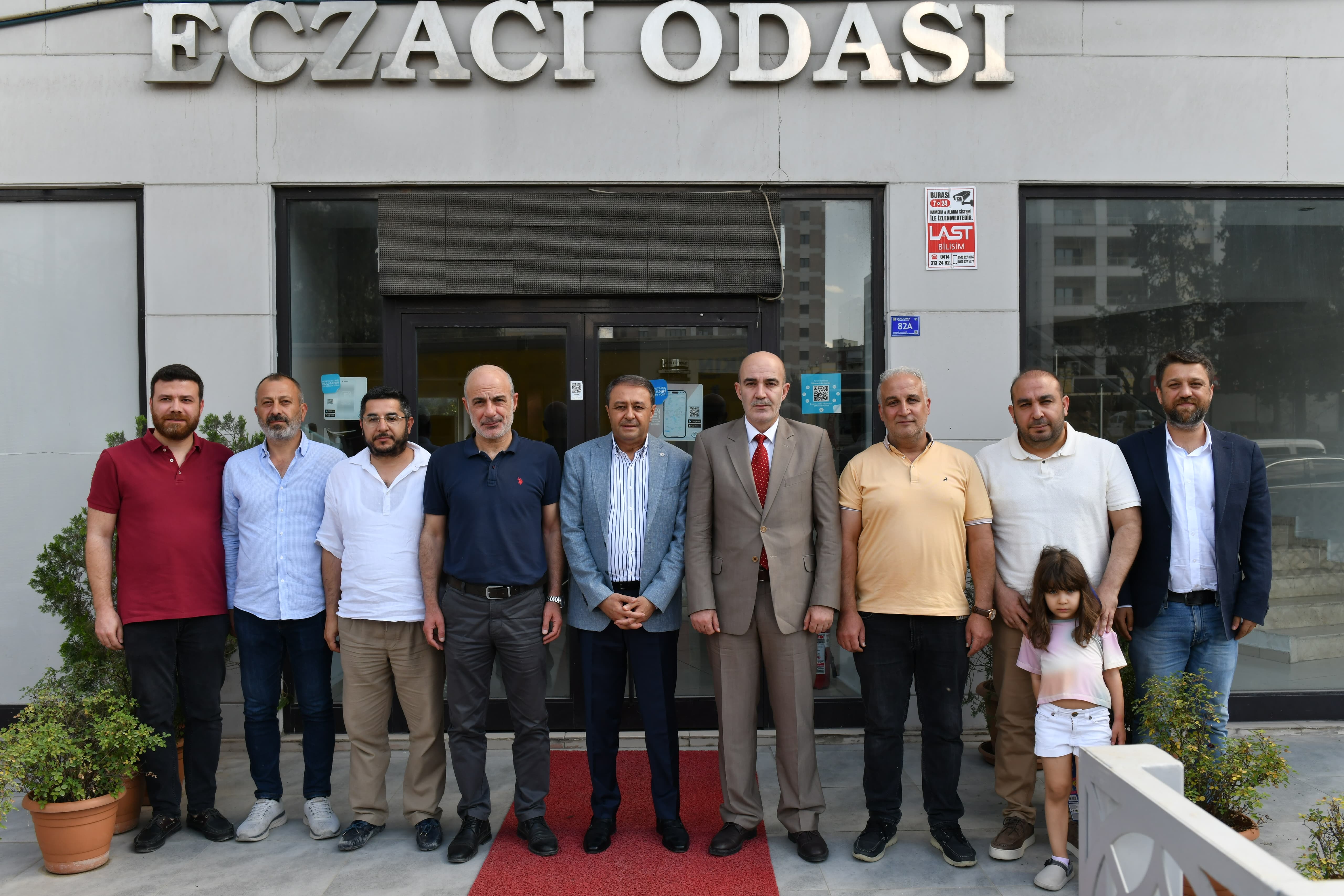 Vali Şıldak, meslek kuruluşu ziyaretlerini sürdürüyor<