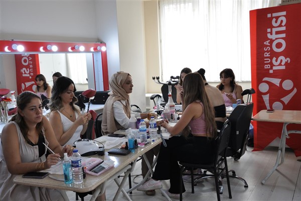 Bursa İş Ofisi'nden kadın istihdamına katkı